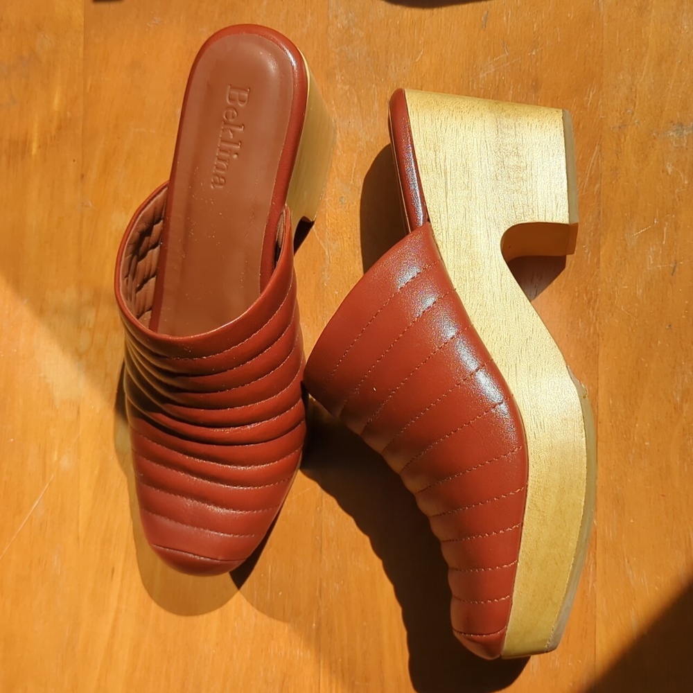 Beklina Ribbed Clogs